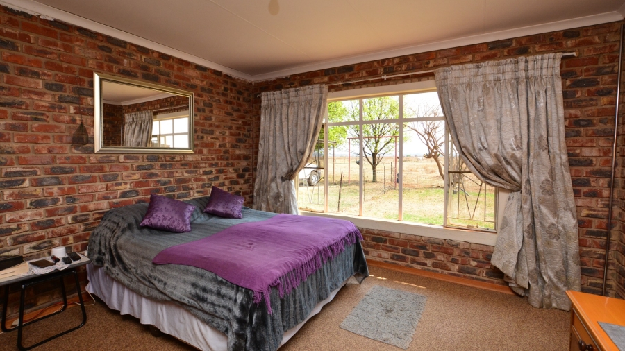 3 Bedroom Property for Sale in Potchefstroom Rural North West